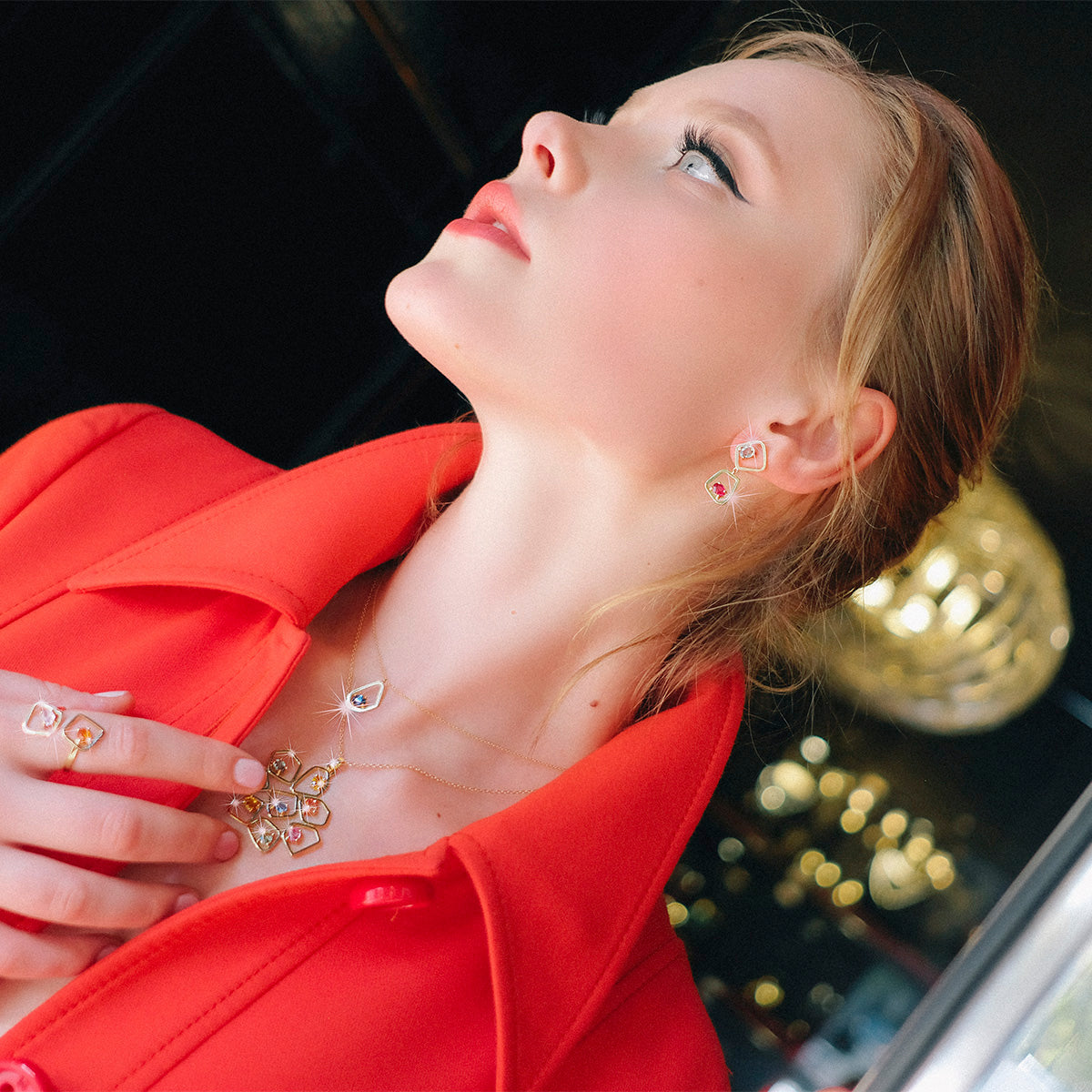 NECKLACE - EIGHT SAPPHIRES