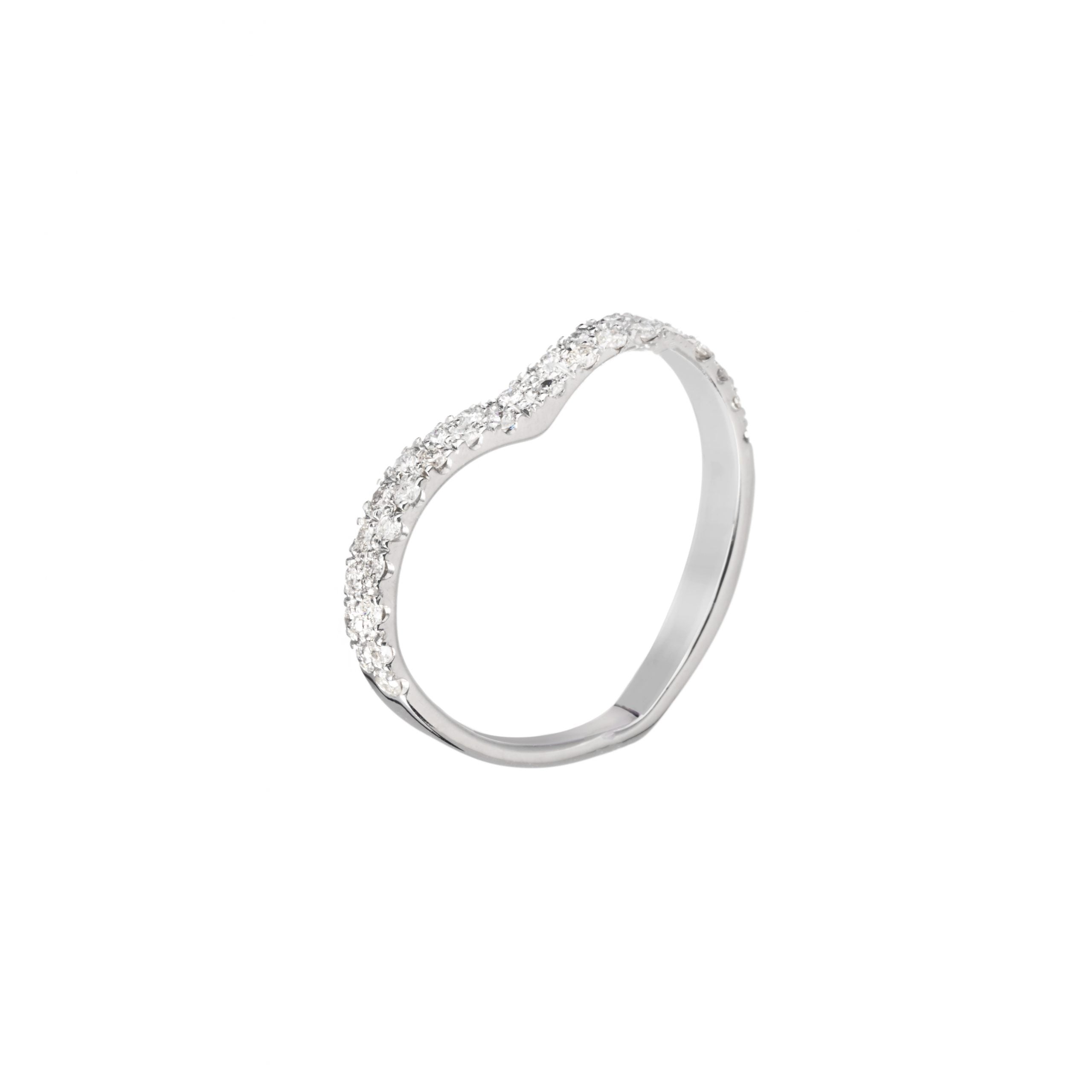 HEART RING WITH DIAMONDS